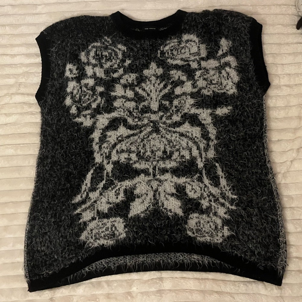 SOLD Cop.Copine Black and Gray Floral Sweater